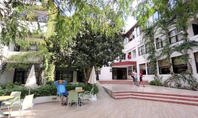 Club hotel titan
