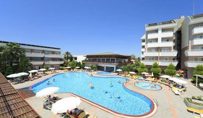 Club mermaid village