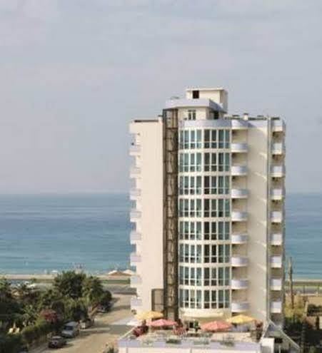 Kemalhan beach hotel