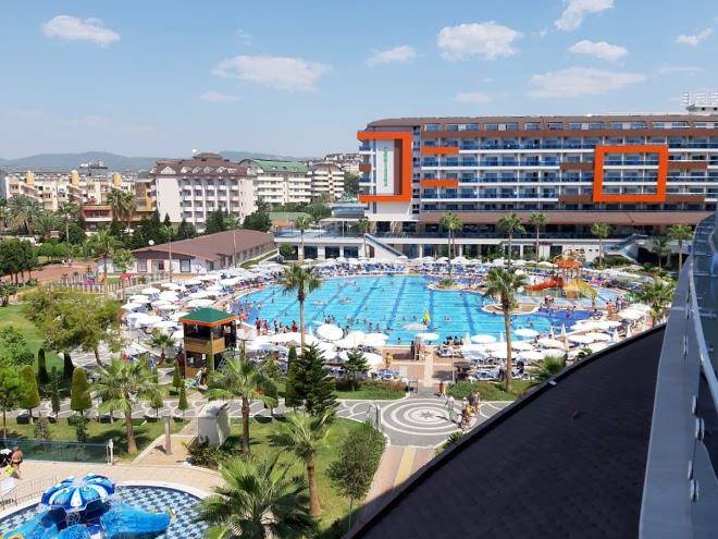 Lonicera resort and spa beach