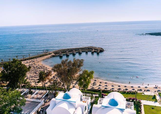 Rubi platinum spa resort & suites