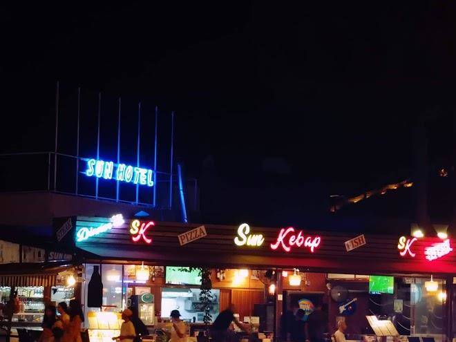Sun restaurant cafe&bar