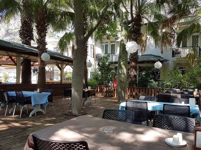 Canada hotel & bungalows