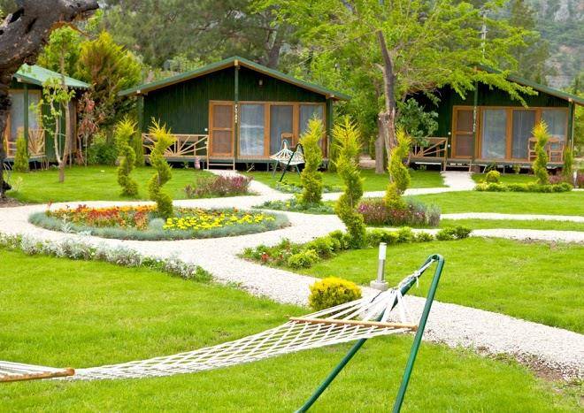 Etenna bungalow hotel