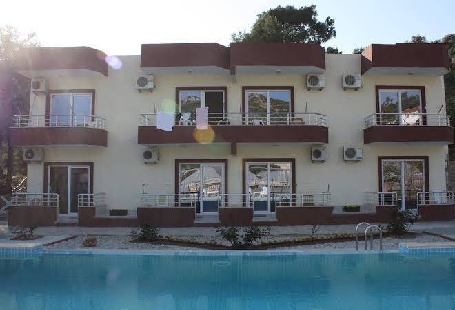 Rose pension