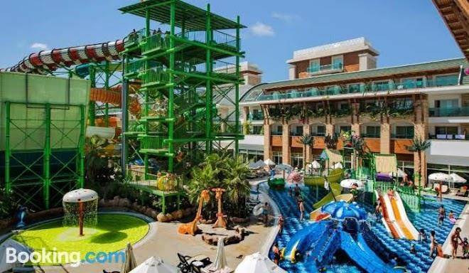 Crystal waterworld park resort & spa
