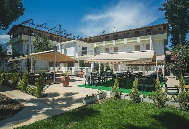 Dinara garden hotel