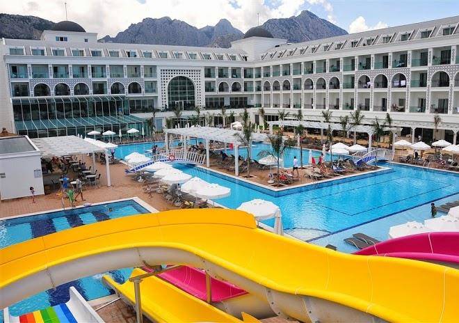 Karmir resort & spa