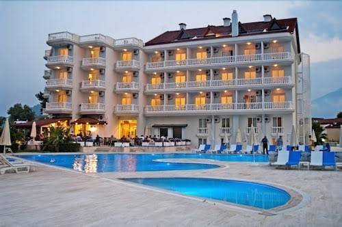 Mira garden resort