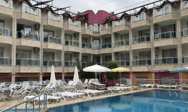 Mr crane hotel