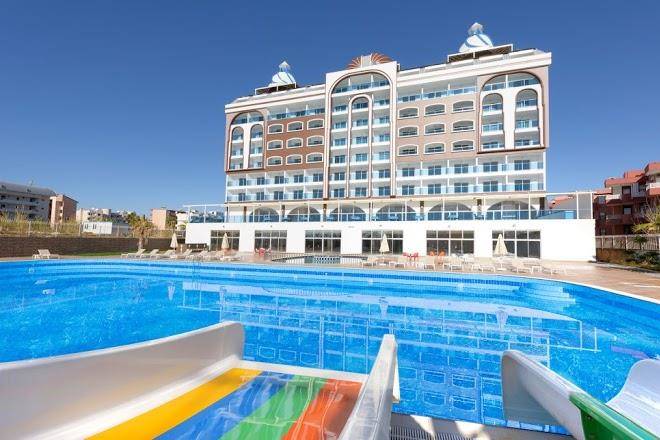 Azur resort & spa hotel
