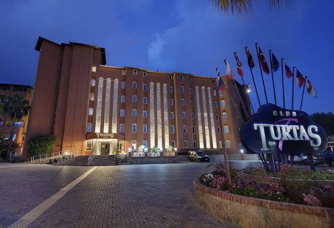 Club turtas beach hotel