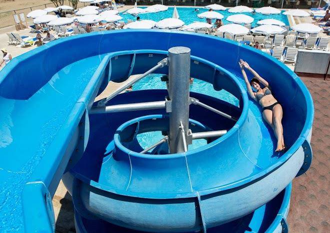 Larissa holiday beach club