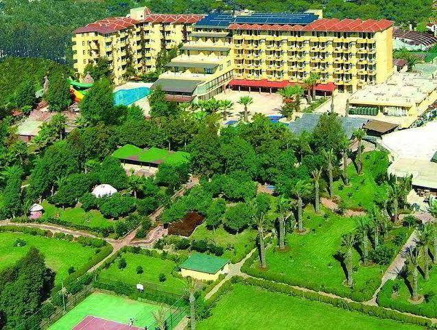 Mc Mahberi Beach Hotel Image