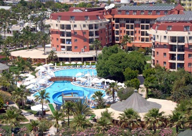 Palmeras beach hotel