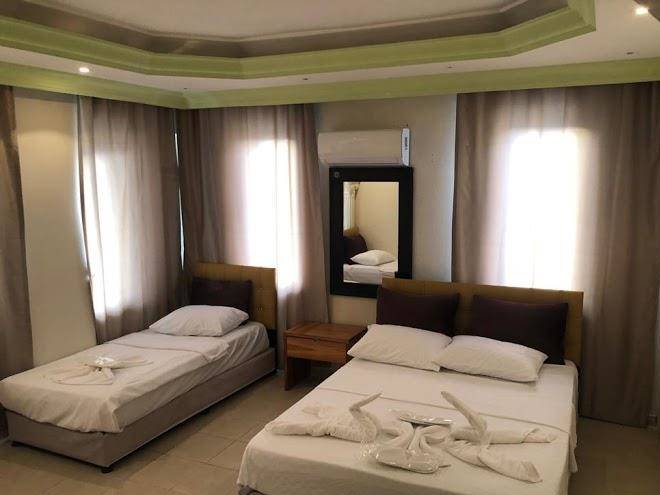 Deniz hotel konyaalti