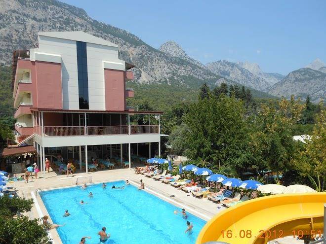 Grand hotel derin