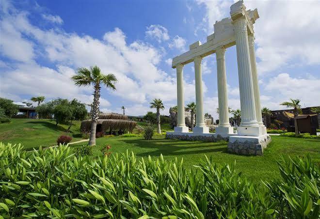 Flora Garden Beach Image