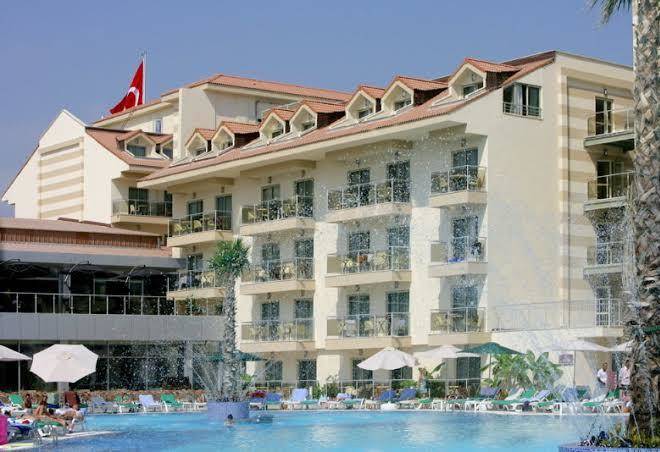 Grand pearl beach resort&spa hotel