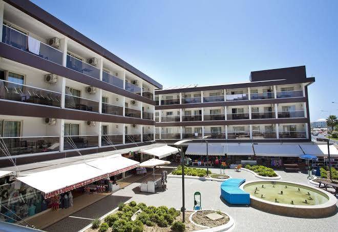 Holiday city hotel