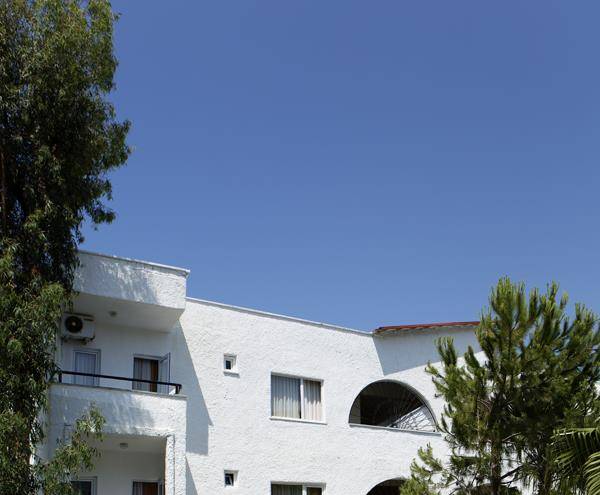 Larissa Beach Club Side Image