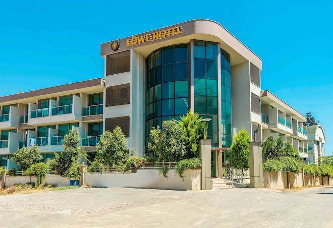 Hotel lowe