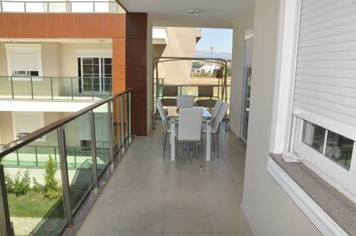 Side kartal homes