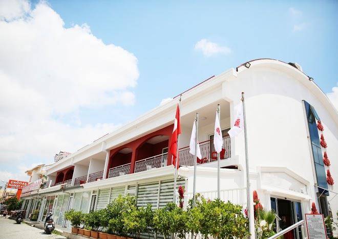 Side legend hotel