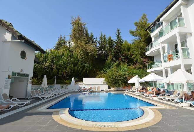 Hotel side su