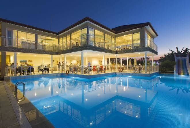 Sun club hotel side