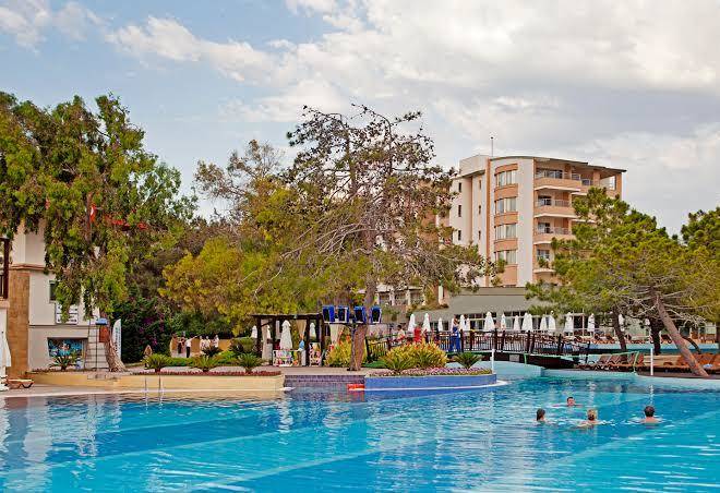 Sueno Hotels Beach Side Image