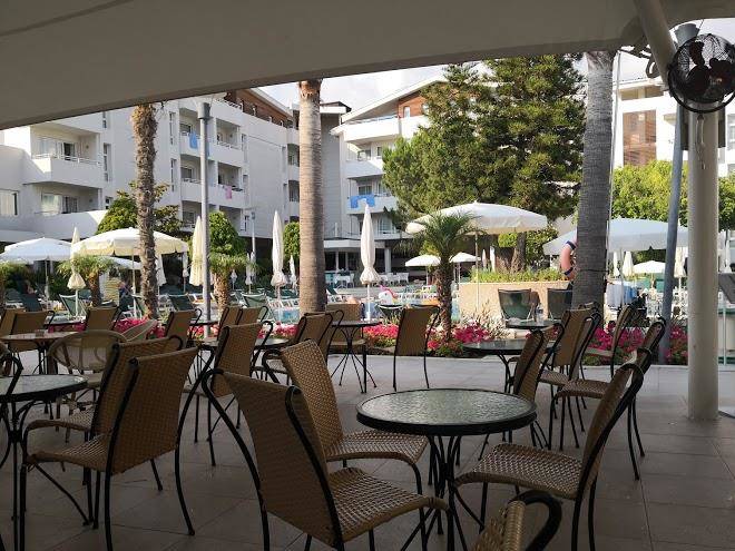 Sunconnect side resort
