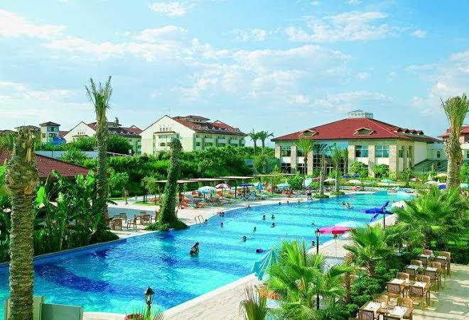 Sural resort hotel