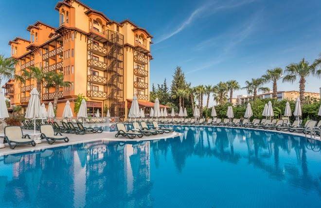Villa side hotel