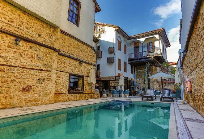 Atelya art hotel