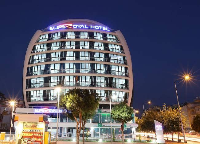 Elips royal hotel