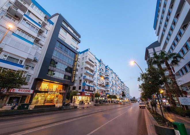 Grand gulluk hotel