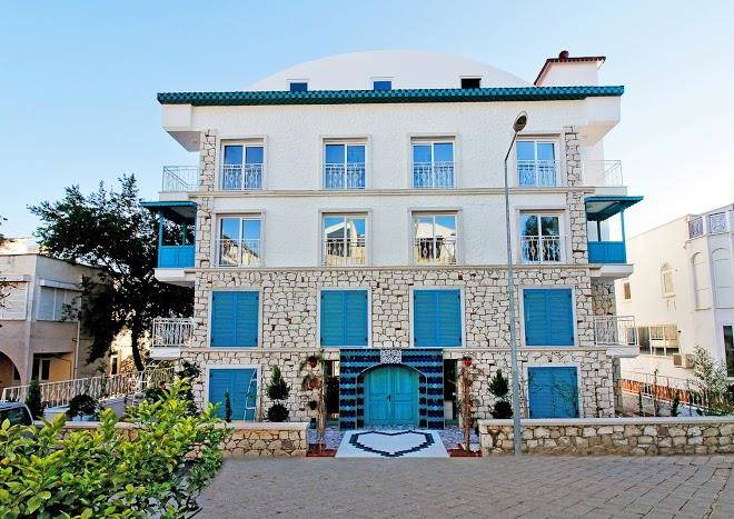 Yazar lara hotel