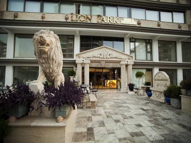 Lion park suites & residence hotel