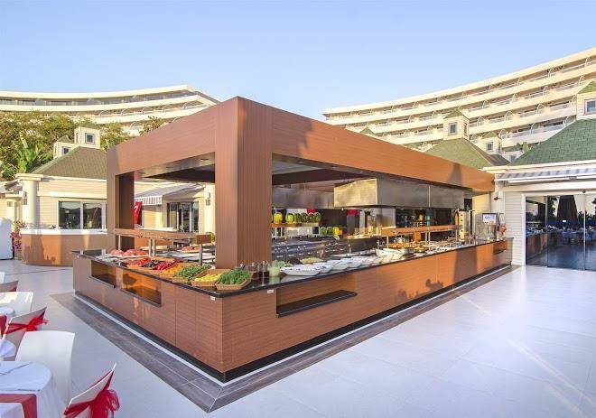 The grand blue sky international hotel