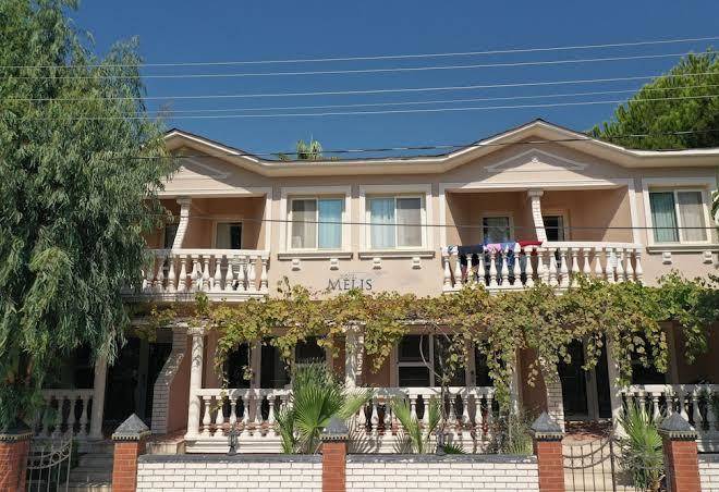 Melis hotel