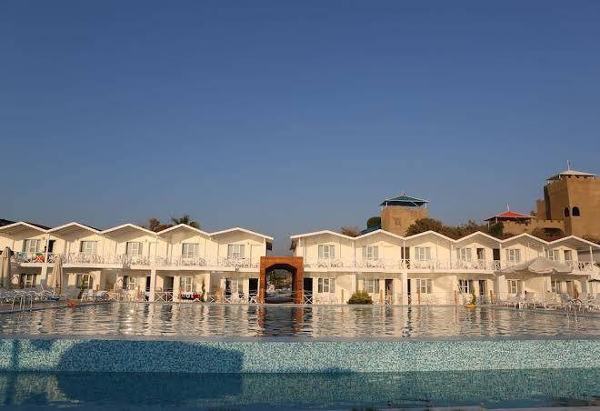 Risus beach resort hotel