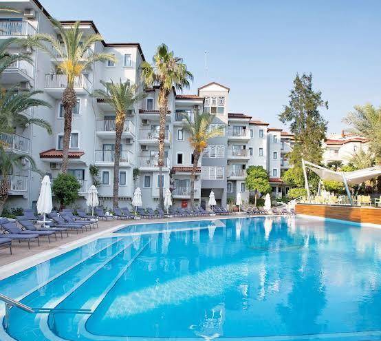 Sentido marina suites