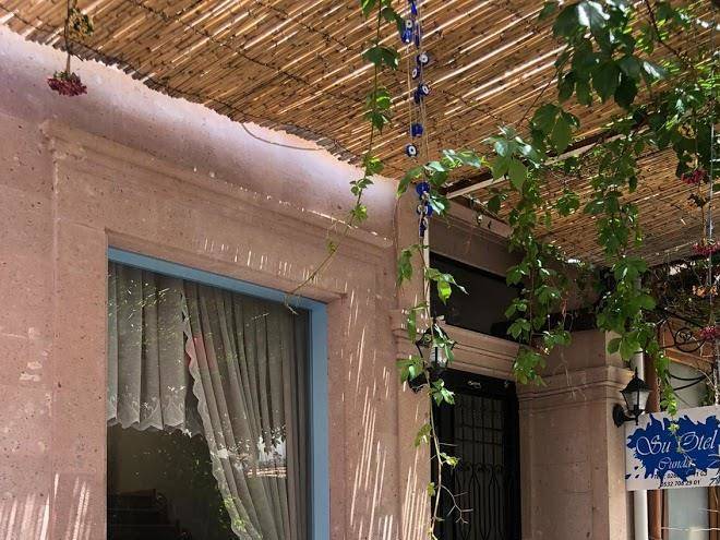 Su otel cunda