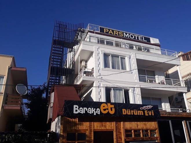 Pars motel