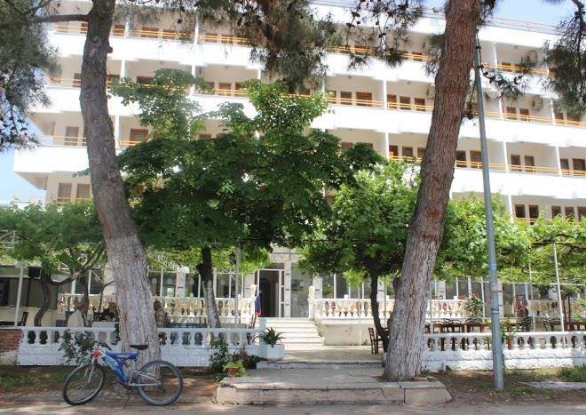 Tuana hotel