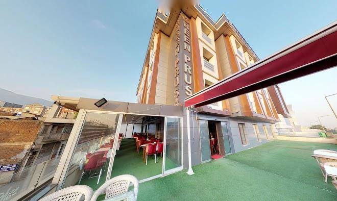 Green Prusa Hotel Image