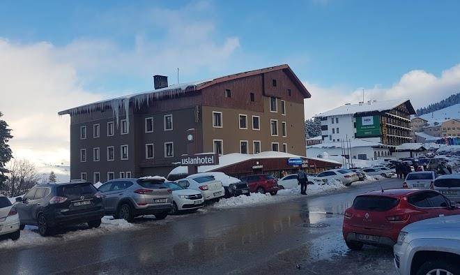 Uslan hotel
