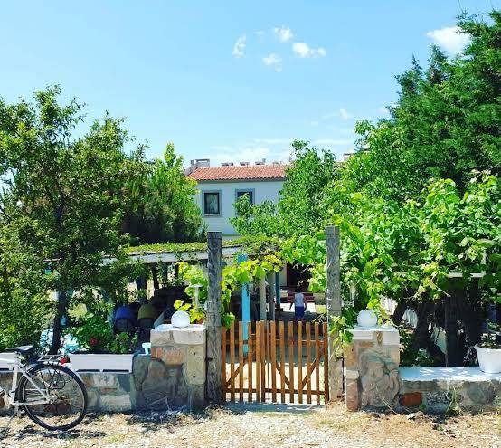 Bozcaada iris hotel