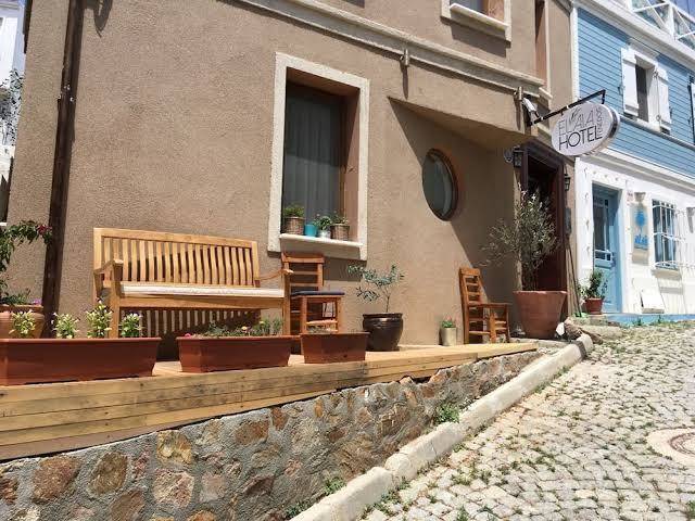 Ada evi mu